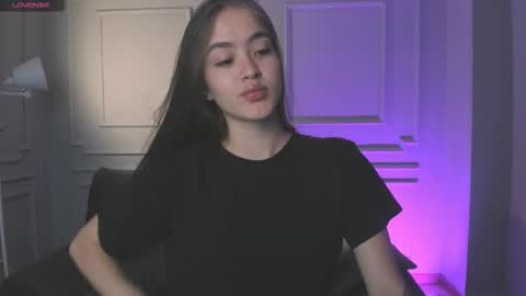  Maia  online show from 10/12/25, 05:34