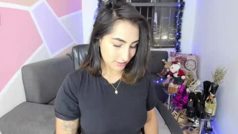   online show from 12/14/25, 12:05