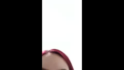 Snapshot of maiarosse_ chatting on 02/25/25, 03:52 MaiaRosse online show from 02/25/25, 03:52