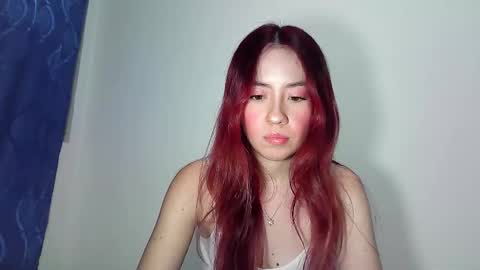 Snapshot of maiarosse_ chatting on 10/01/25, 01:55 MaiaRosse online show from 10/01/25, 01:55