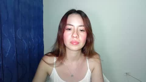 Snapshot of maiarosse_ chatting on 05/26/26, 03:24 MaiaRosse online show from 05/26/26, 03:24
