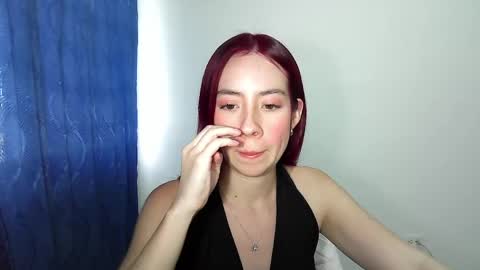 Snapshot of maiarosse_ chatting on 05/31/26, 08:21 MaiaRosse online show from 05/31/26, 08:21