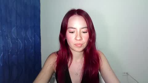 Snapshot of maiarosse_ chatting on 06/08/26, 01:28 MaiaRosse online show from 06/08/26, 01:28