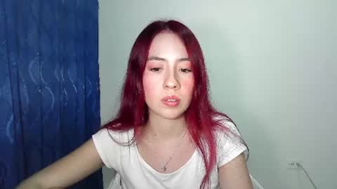 Snapshot of maiarosse_ chatting on 06/11/26, 02:53 MaiaRosse online show from 06/11/26, 02:53