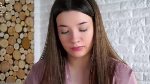 Lucy online show from 01/06/26, 02:04