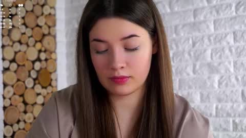 Lucy online show from 03/06/26, 02:08