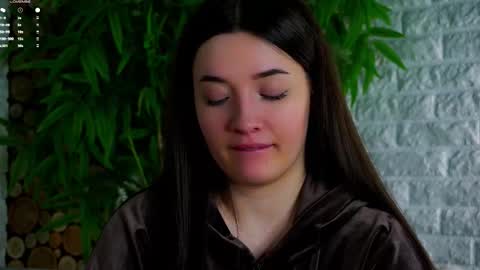 Lucy online show from 03/31/26, 12:23