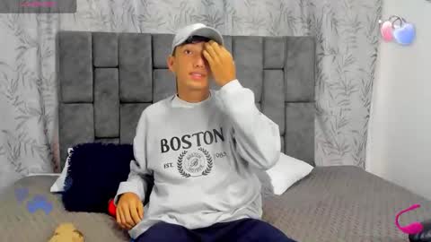 Maikol online show from 11/24/25, 11:32