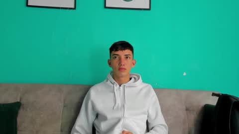 Maikol online show from 04/17/26, 12:08