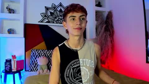 Snapshot of maiky_cooper chatting on 11/15/25, 08:38 Maiky Cooper online show from 11/15/25, 08:38