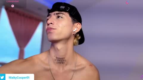 maiky_cooper01 online show from 04/07/26, 04:18