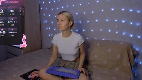 Your kitty online show from 01/06/26, 04:11