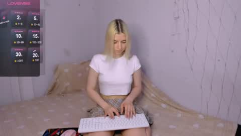Your kitty online show from 06/19/26, 04:11
