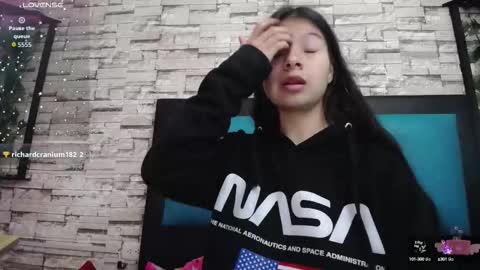  MAILY CAN  online show from 10/03/25, 12:57