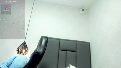 Snapshot of mailylove1 chatting on 02/04/25, 03:36 M A I L Y online show from 02/04/25, 03:36