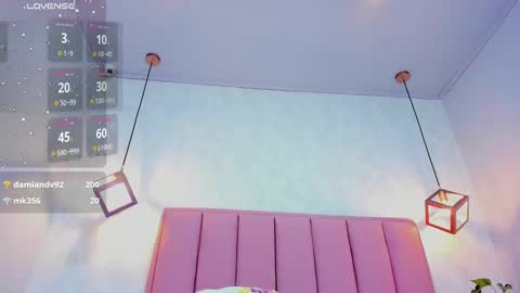 Snapshot of mailylove1 chatting on 02/11/25, 04:02 M A I L Y online show from 02/11/25, 04:02