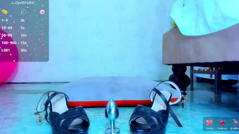 Mailyn online show from 01/10/25, 12:06