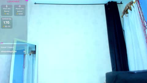 Mailyn online show from 12/03/25, 09:46