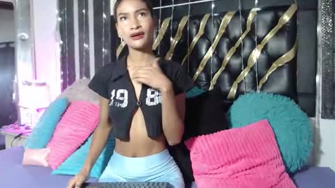 mailyn_gold online show from 02/25/26, 11:42