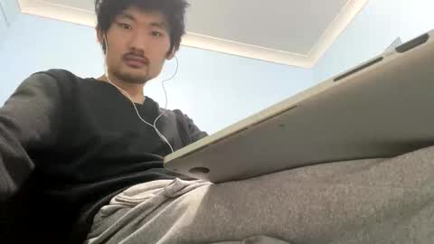 Snapshot of maishall chatting on 12/13/25, 08:04 David Sae Hymn Cho online show from 12/13/25, 08:04