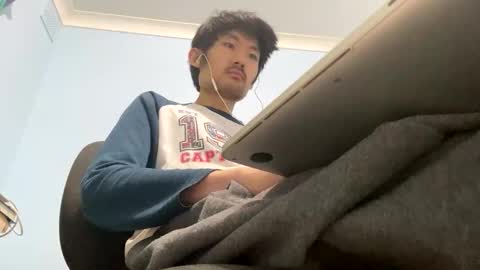 Snapshot of maishall chatting on 12/15/25, 03:38 David Sae Hymn Cho online show from 12/15/25, 03:38