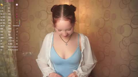 Maisie online show from 11/25/25, 03:01