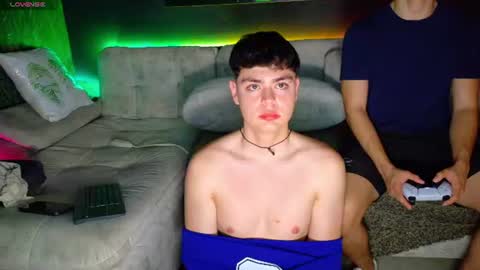 Snapshot of maisonbastian chatting on 06/20/26, 03:42 Bastian Arslan online show from 06/20/26, 03:42