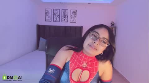 Snapshot of maite_kanes chatting on 10/04/25, 01:58 Maite online show from 10/04/25, 01:58