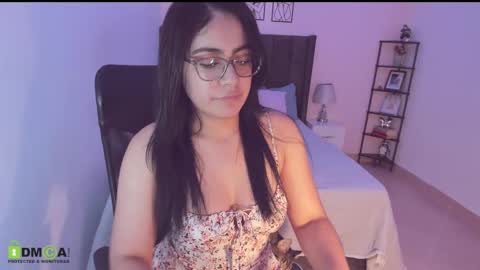 Snapshot of maite_kanes chatting on 10/07/25, 04:53 Maite online show from 10/07/25, 04:53