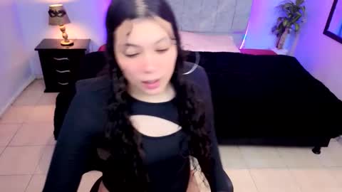 Snapshot of maite_stone1 chatting on 10/19/25, 03:18 MAITE STONE1 online show from 10/19/25, 03:18