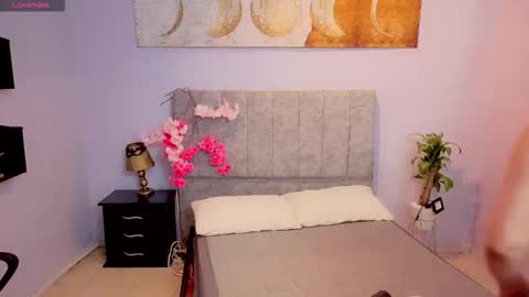 MAITE STONE1 online show from 11/02/25, 03:20