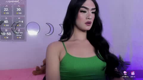 Snapshot of maithe_ferrer chatting on 12/24/24, 06:55 MAITHEFERRER online show from 12/24/24, 06:55