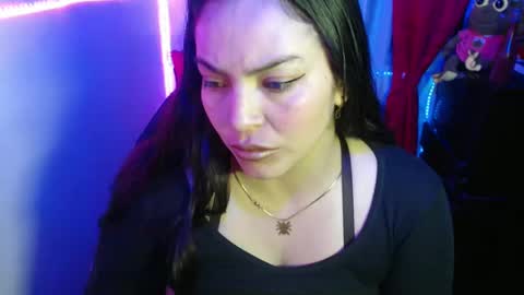 Hello friends Im on another account    online show from 02/01/25, 12:29
