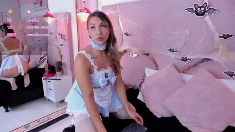 maiyajoness online show from 10/18/25, 04:26