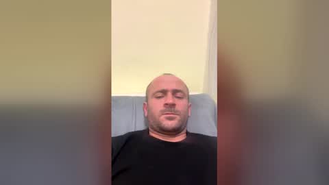 Snapshot of majest1k chatting on 01/15/26, 08:01 majest1k online show from 01/15/26, 08:01