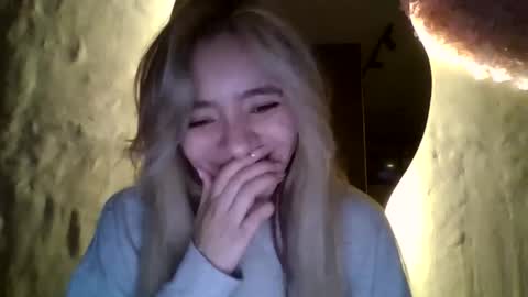 Snapshot of majo_gomezz chatting on 12/03/25, 04:53 majo_gomezz online show from 12/03/25, 04:53