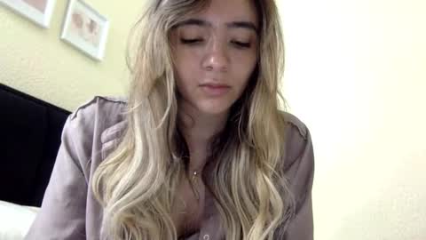 majo_gomezz online show from 06/04/26, 04:18