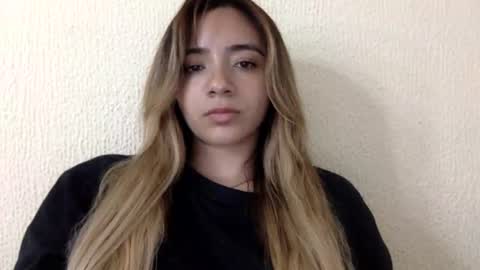 majo_gomezz online show from 06/26/26, 04:50