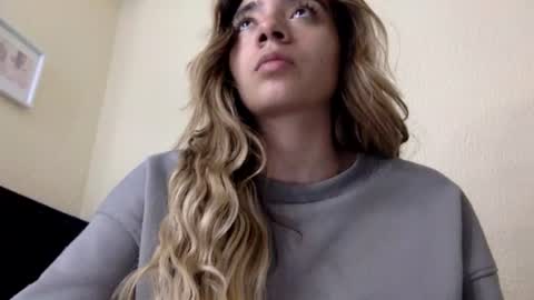 majo_gomezz online show from 07/12/26, 05:09