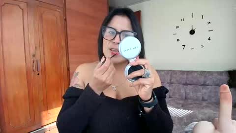 Snapshot of majo_soussa chatting on 06/01/26, 01:24 Majo Soussa online show from 06/01/26, 01:24