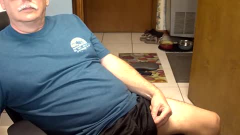 Snapshot of majormike34 chatting on 02/05/25, 02:26 majormike34 online show from 02/05/25, 02:26