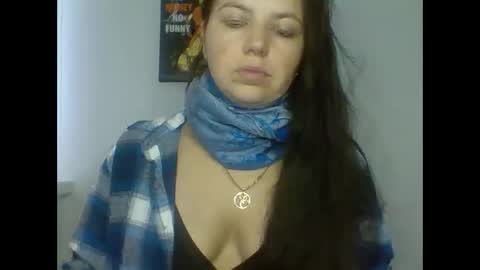 make_mesmile online show from 11/19/25, 07:52