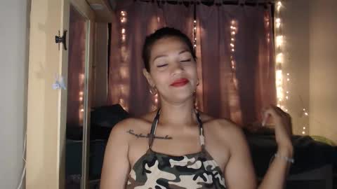 Snapshot of makennaa_1 chatting on 09/19/25, 09:54 MAKENNAA online show from 09/19/25, 09:54