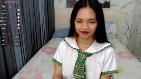 Nathalie and Anne online show from 09/28/25, 09:47