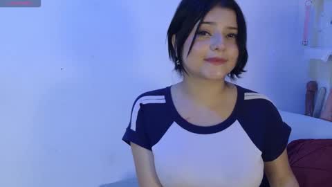 Snapshot of makii__ chatting on 02/10/26, 08:02 Maki online show from 02/10/26, 08:02