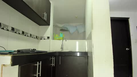 Snapshot of making_sex01 chatting on 12/21/24, 11:13 making_sex01 online show from 12/21/24, 11:13