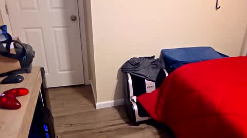 mako4u online show from 12/04/25, 09:07