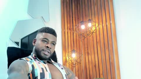 Snapshot of makonneen chatting on 12/29/24, 09:52 Makonnen online show from 12/29/24, 09:52