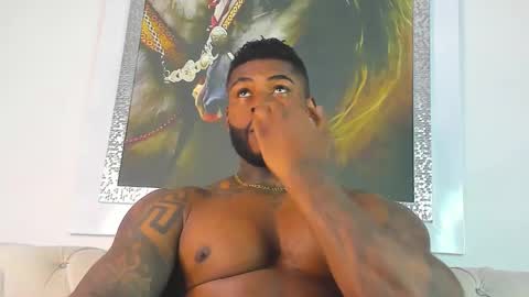 Snapshot of makonneen chatting on 09/27/25, 10:48 Makonnen online show from 09/27/25, 10:48