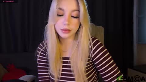 maksisisia online show from 03/27/26, 03:12